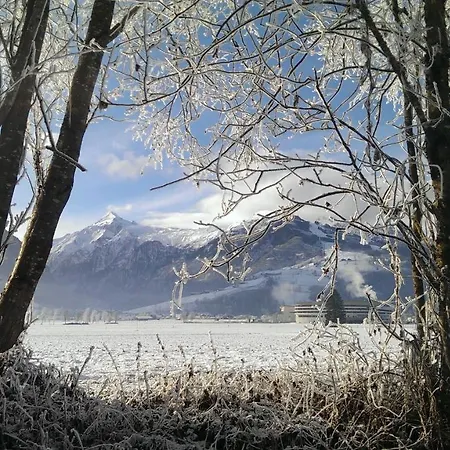 Haus Rudolf 아파트 카프룬