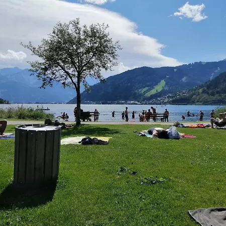 Haus Rudolf 아파트 카프룬