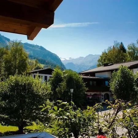 Apartment Haus Rudolf *